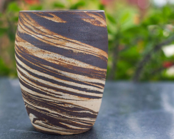 Ceramic planater with marble glaze effect