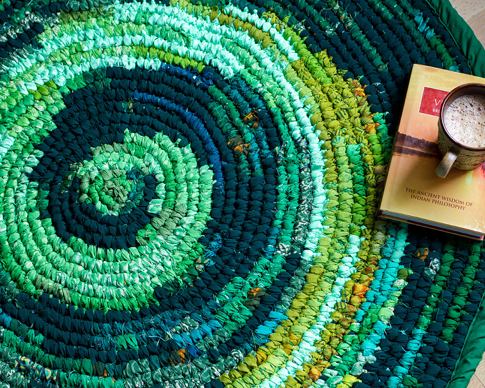 Upcycled Fibonacci Green Floor Rug Kopái Paar Indian Craft Store