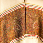 pashmina-wool-scarf-beige-paisley weave