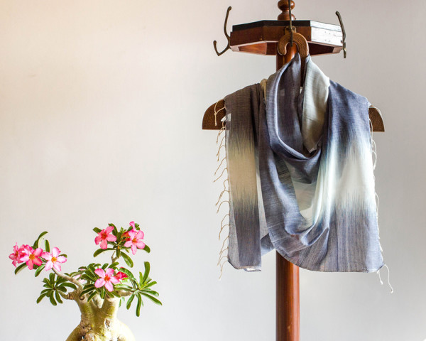 SCARF – BENGAL HANDLOOM COTTON | IKKAT grey blue