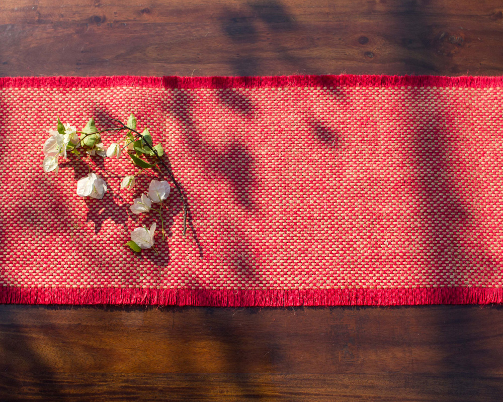 Table Runner Natural Fibre Jute Red Checks Kopai Paar
