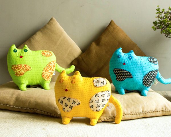Animal Cushion, Fun cushion, Cat cushion, Stuffed cushion, cushion for kids, Children's cushion, pin cushion, animal toy